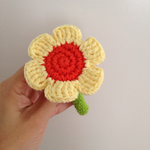 [转载]小花 钩针毛线立体小花教程|编织博客
